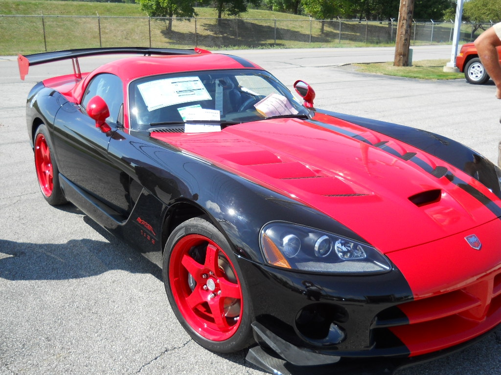 10 dodge viper 007.jpg