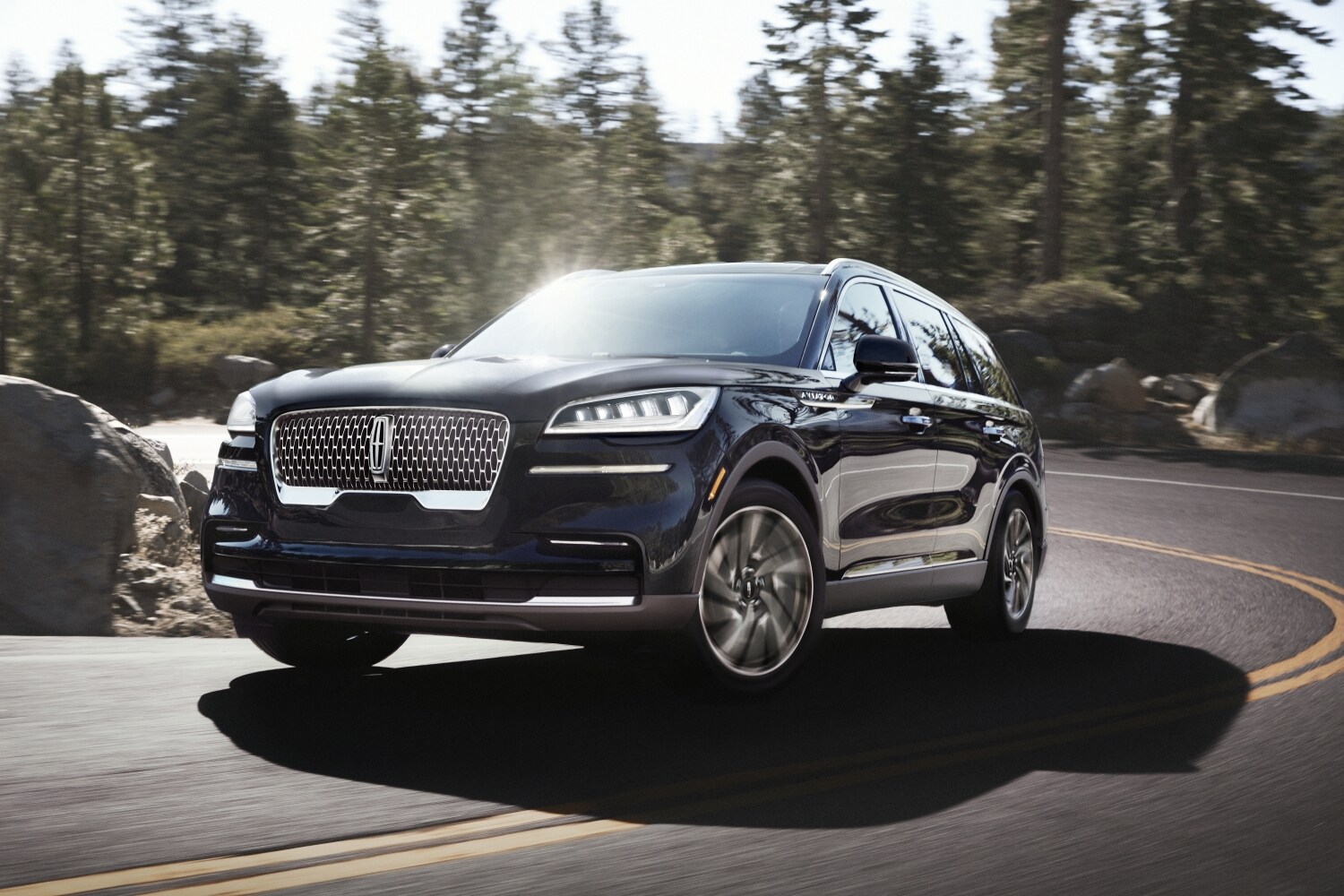 2022 Lincoln Aviator Front