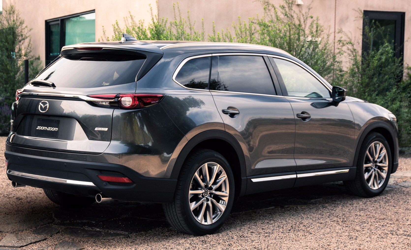 2016-Mazda-CX-9-rear-three-quarter2.jpg