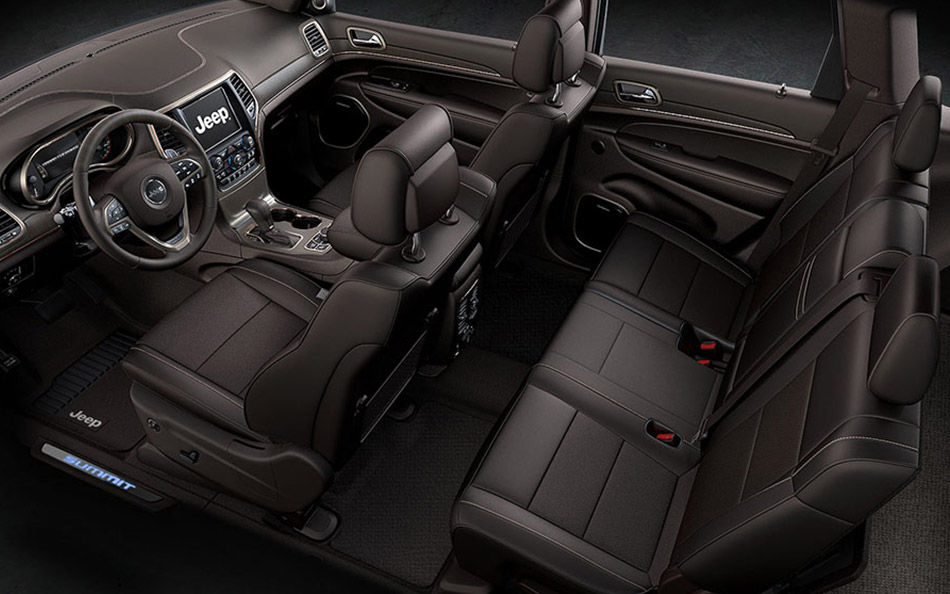 2016 Jeep Grand Cherokee Premium Interior