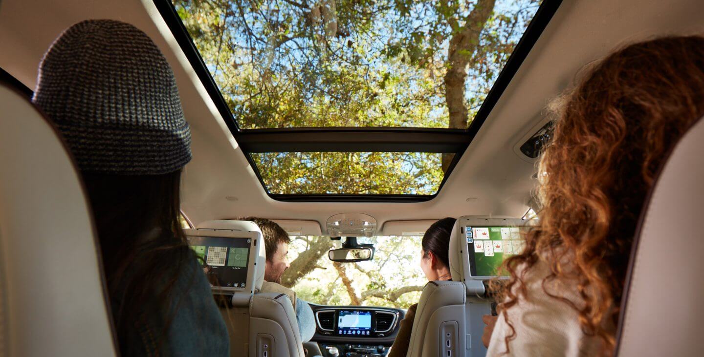 2018 Chrysler Pacifica Interior Backseat View