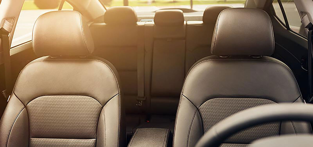 2018-Elantra-14-Black_Leather_Interior.jpg