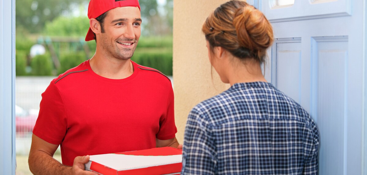 Restaurant Delivering Food.jpg