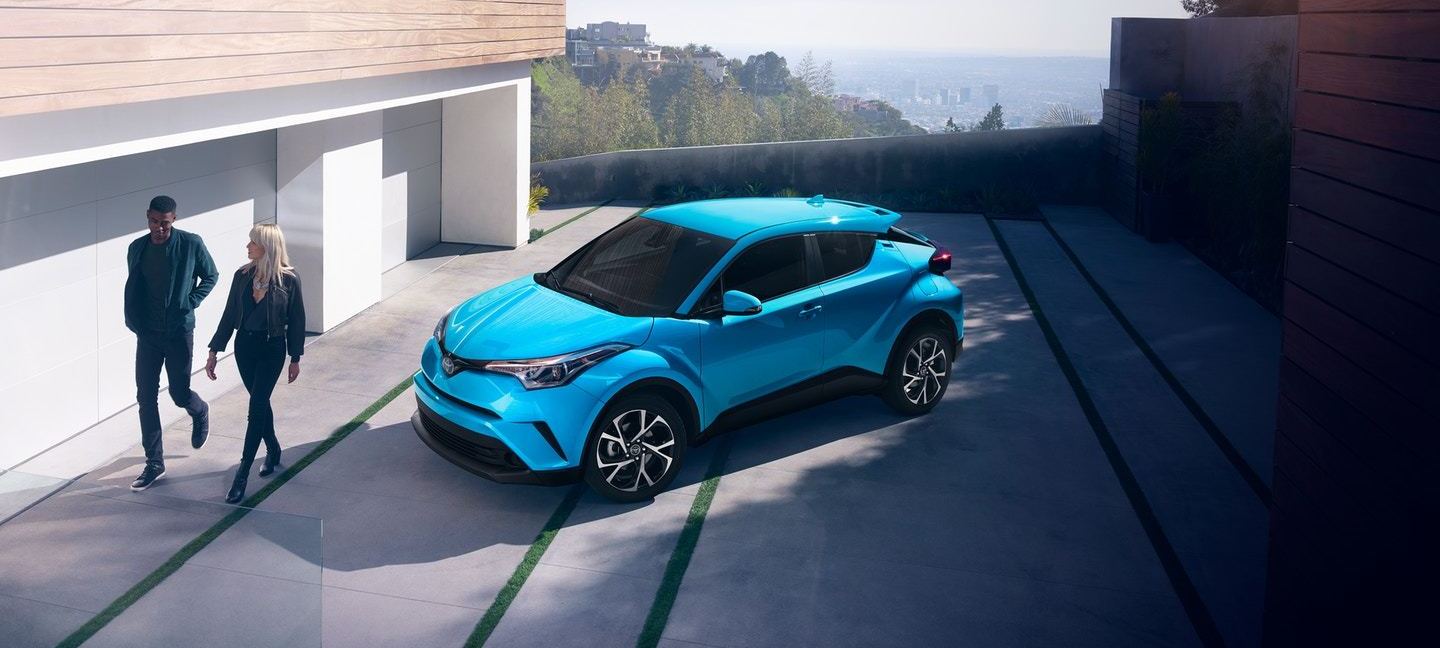 2018 Toyota C-HR Blue with couple.jpg