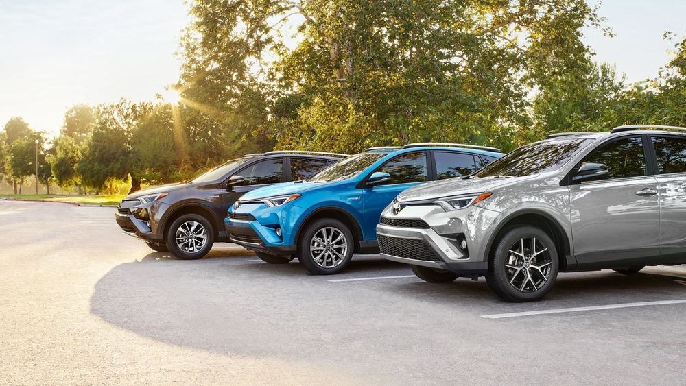 2018 Toyota RAV4 1.jpg