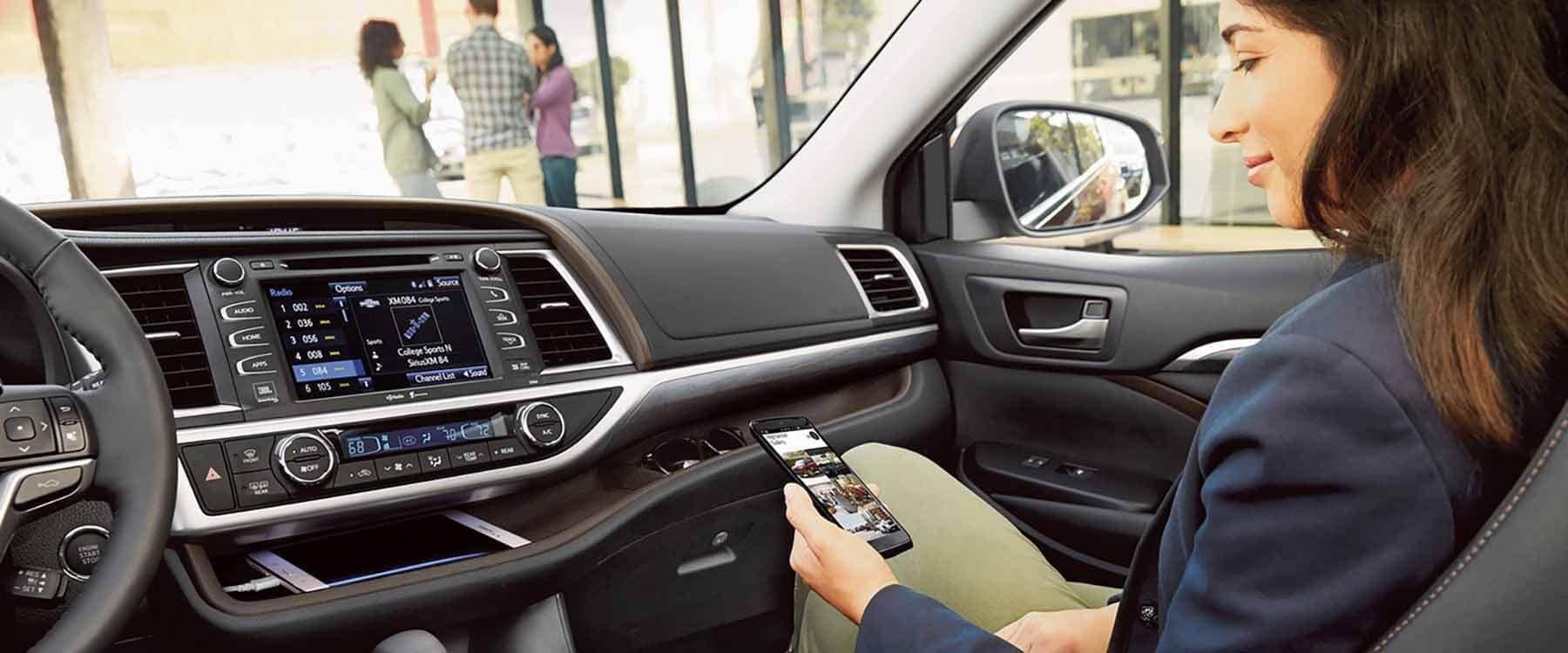 Toyota-Entune-Technology-copy.jpg