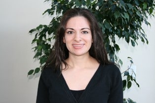 Leslie Riola