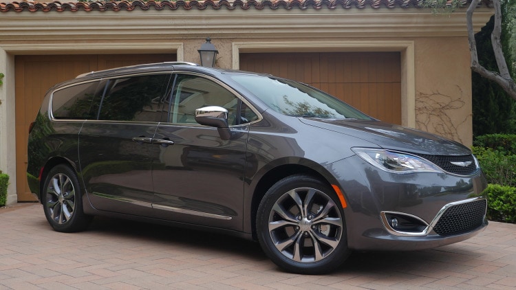 01-2017-chrysler-pacifica-fd-1.jpg