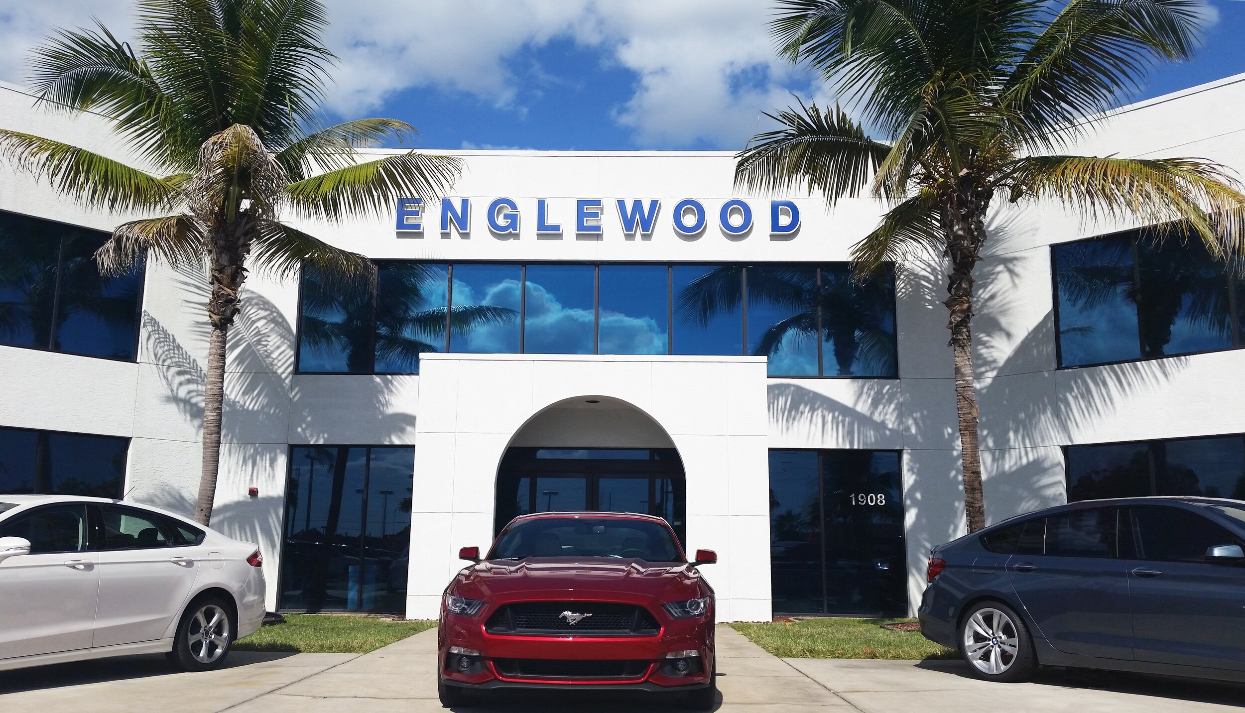 dealership - center.jpg