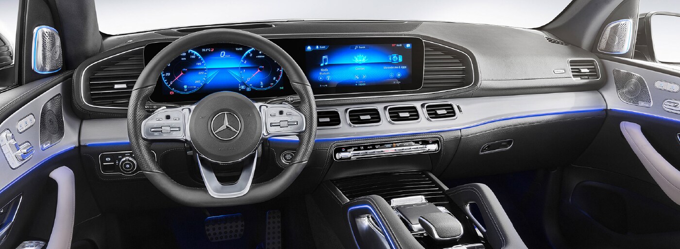 2020 GLE Full Front Dash.png