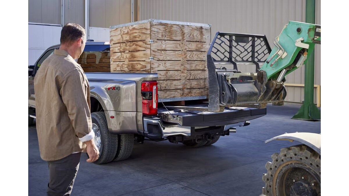 2026 Ford F-450 Platinum Towing