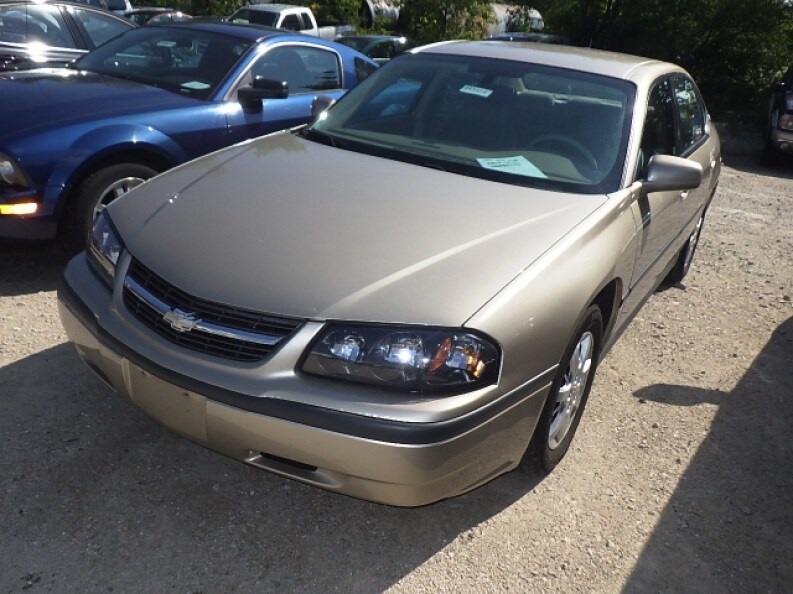 2005chevroletimpalabaseinterior.jpg
