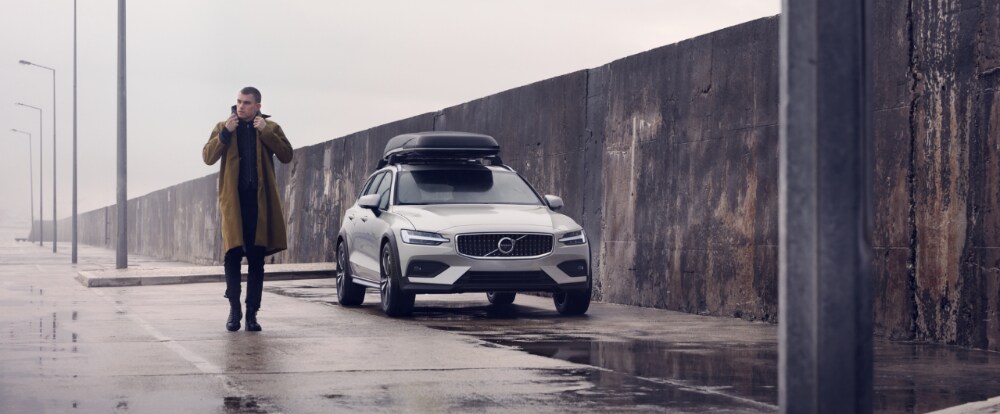 volvo_v60_cross-Country_city.jpg