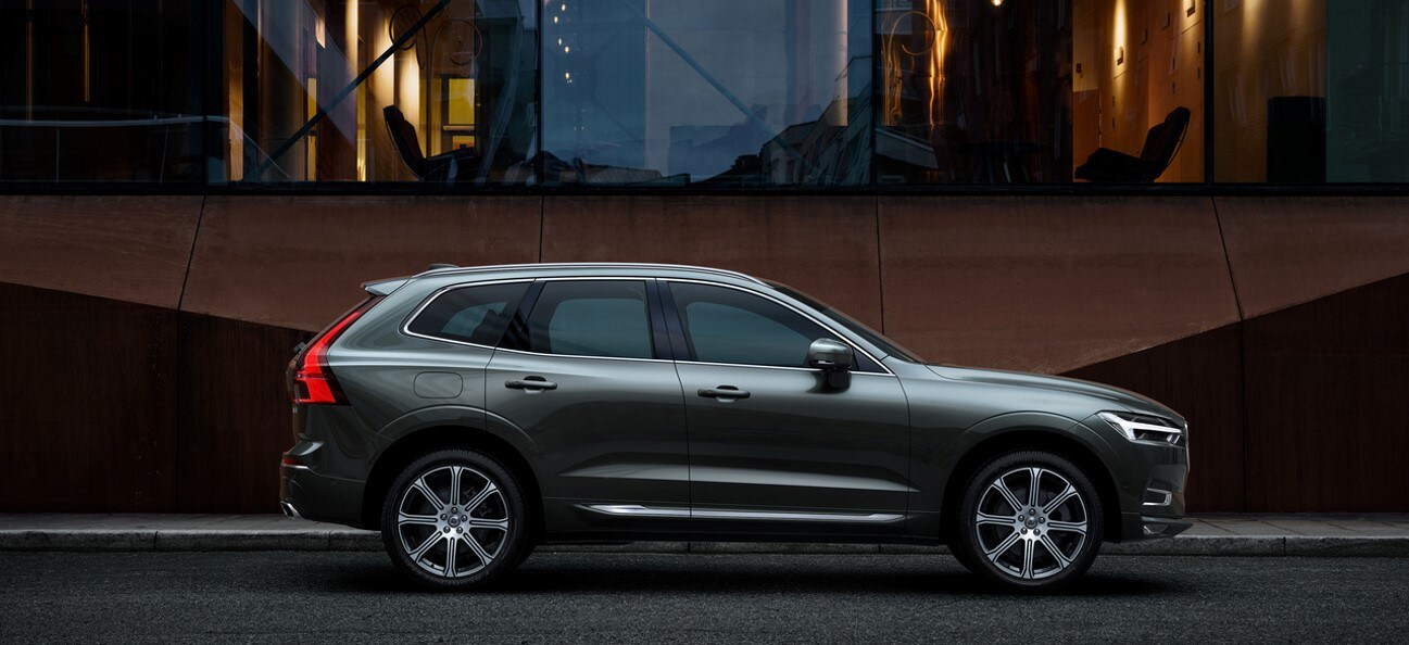2021 Volvo XC60 SUV.jpg