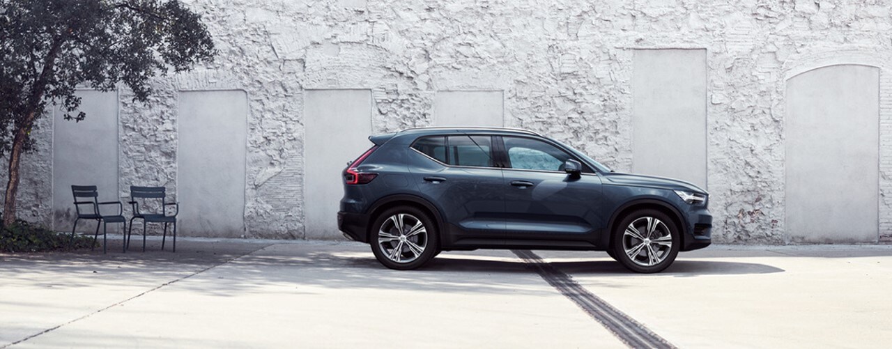 Volvo XC40 SUV Header.jpg