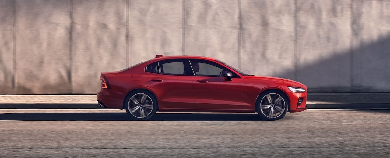 2022 Volvo S60 Luxury Car.jpg