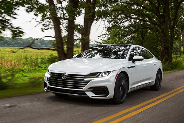 2019-Volkswagon-Arteon-SELRline-Sedan-S04-crop2.jpg