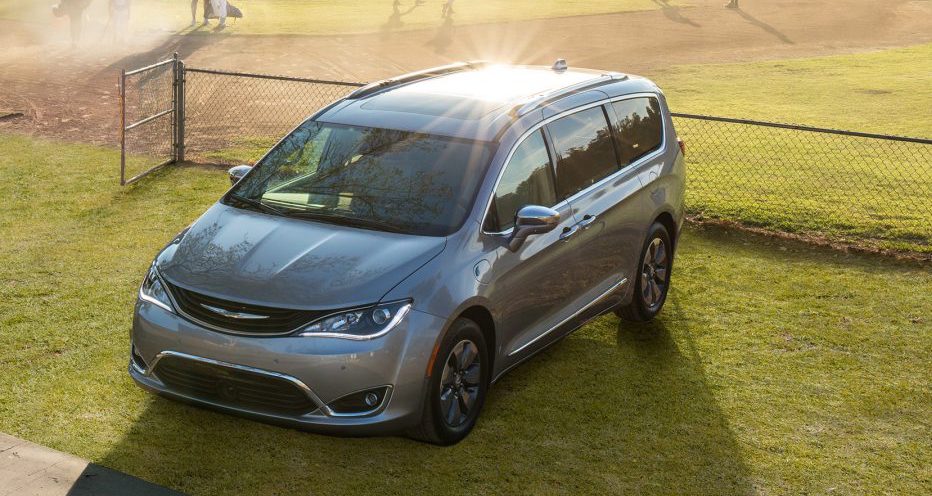 2018-chrysler-pacifica-in DC.jpg