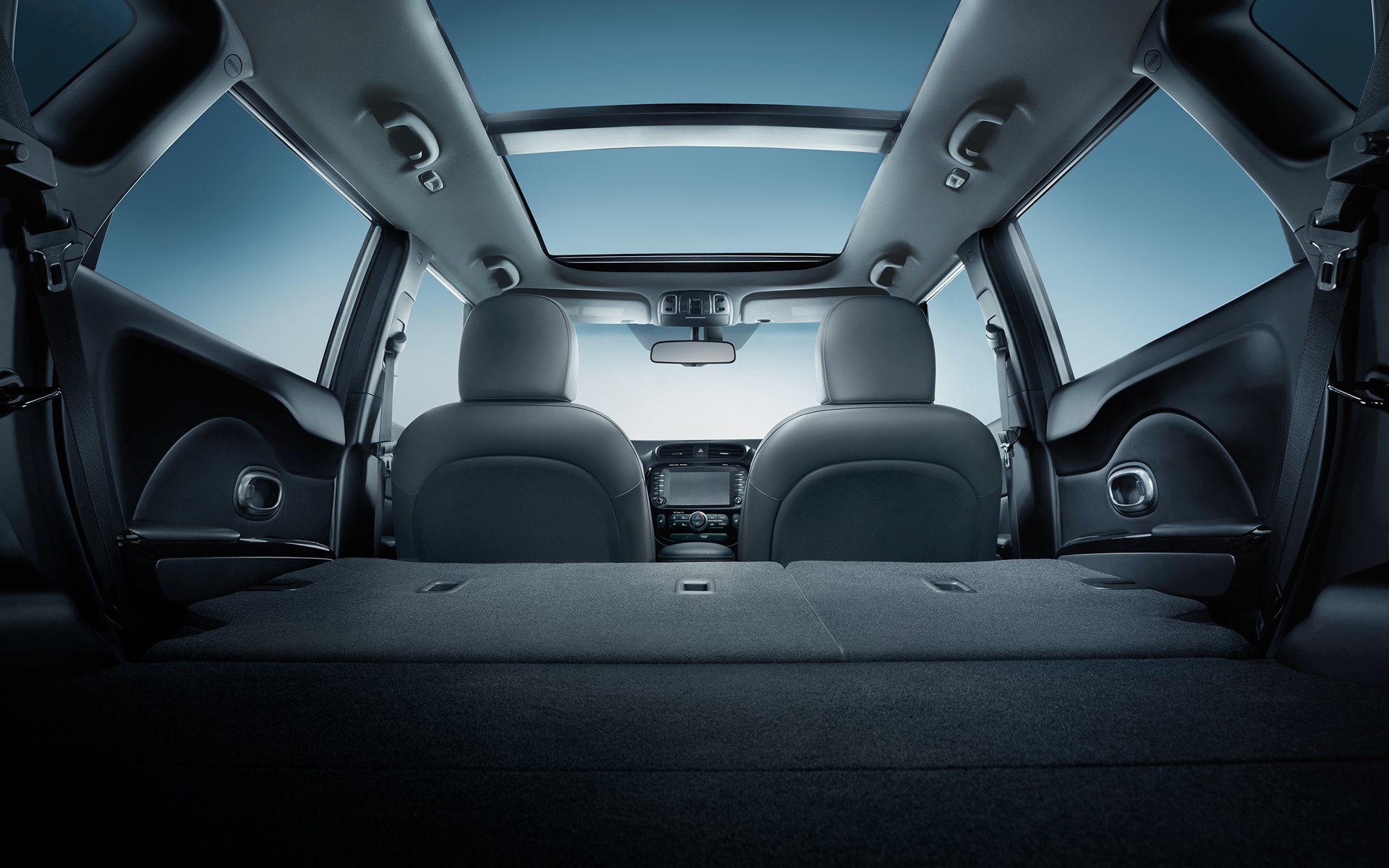 background_soul_2018_sunroof-view.jpg--kia-1920x-jpg.jpg