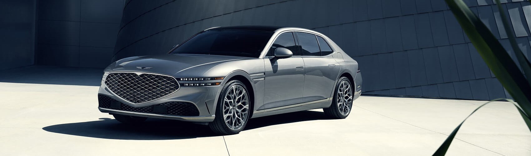 2024 Genesis G90 Technology Review