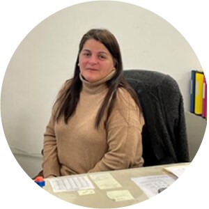Dona Rivas -
Accounting at Fenton Family Dealerships