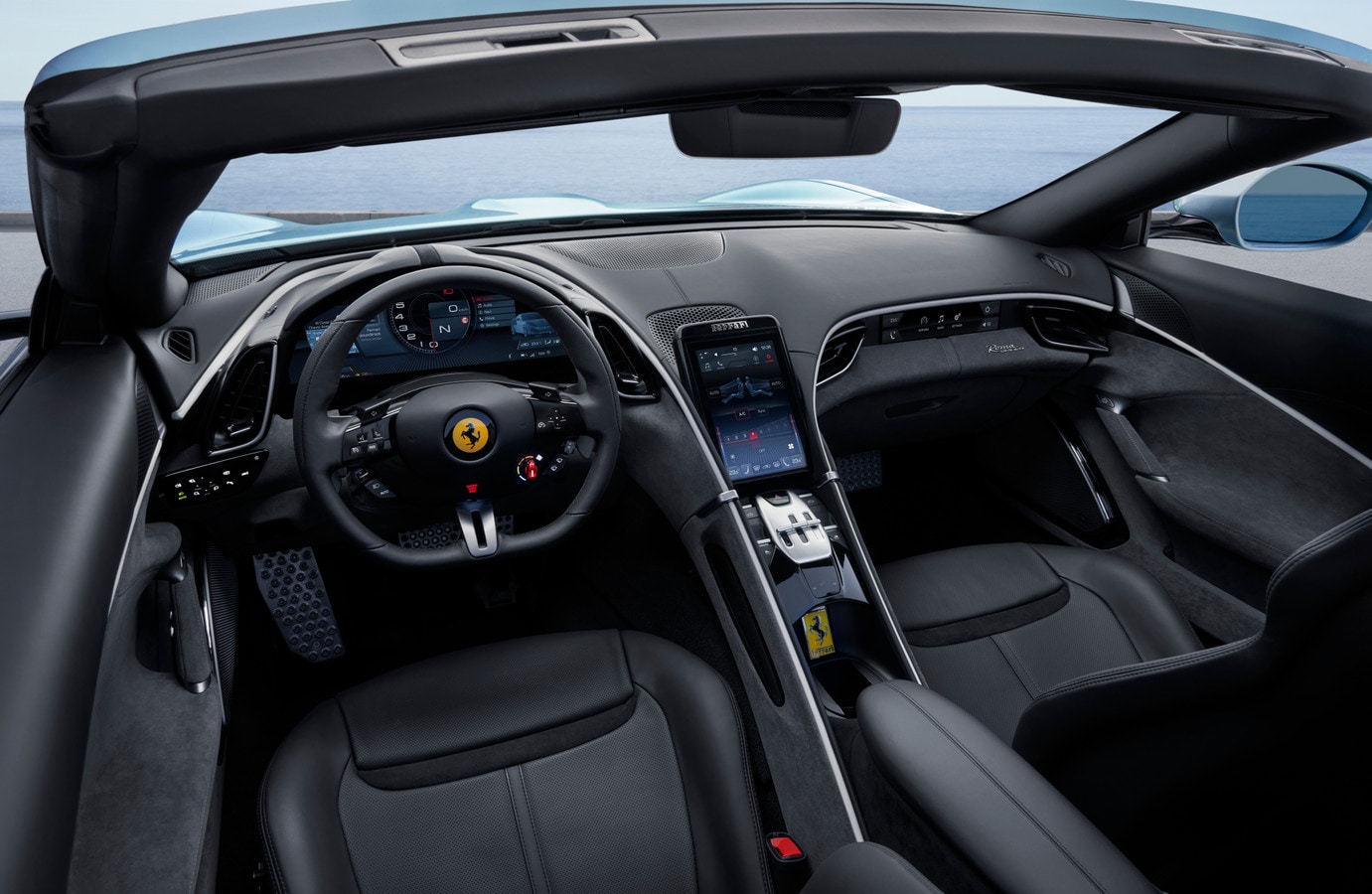 roma%20spider%20interior.jpg