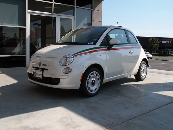 White FIAT 500 Sport with Green Red Racing Stripes
