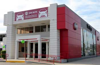Van Nuys FIAT Dealer