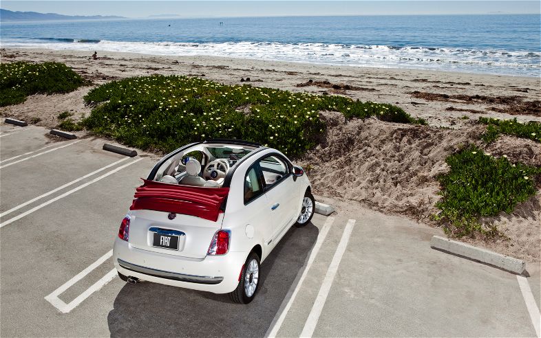 2012 Fiat Cabrio Long Island.jpg