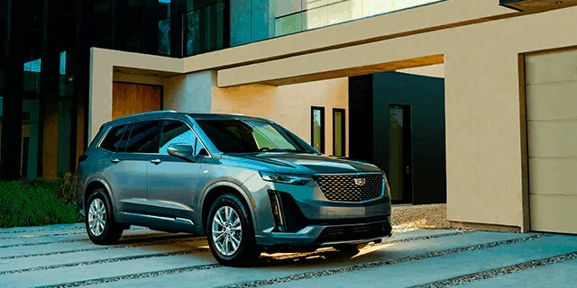 2022-Cadillac-XT6-Exterior-near-garage.png Certified pre owned Cadillacs 2022 XT6