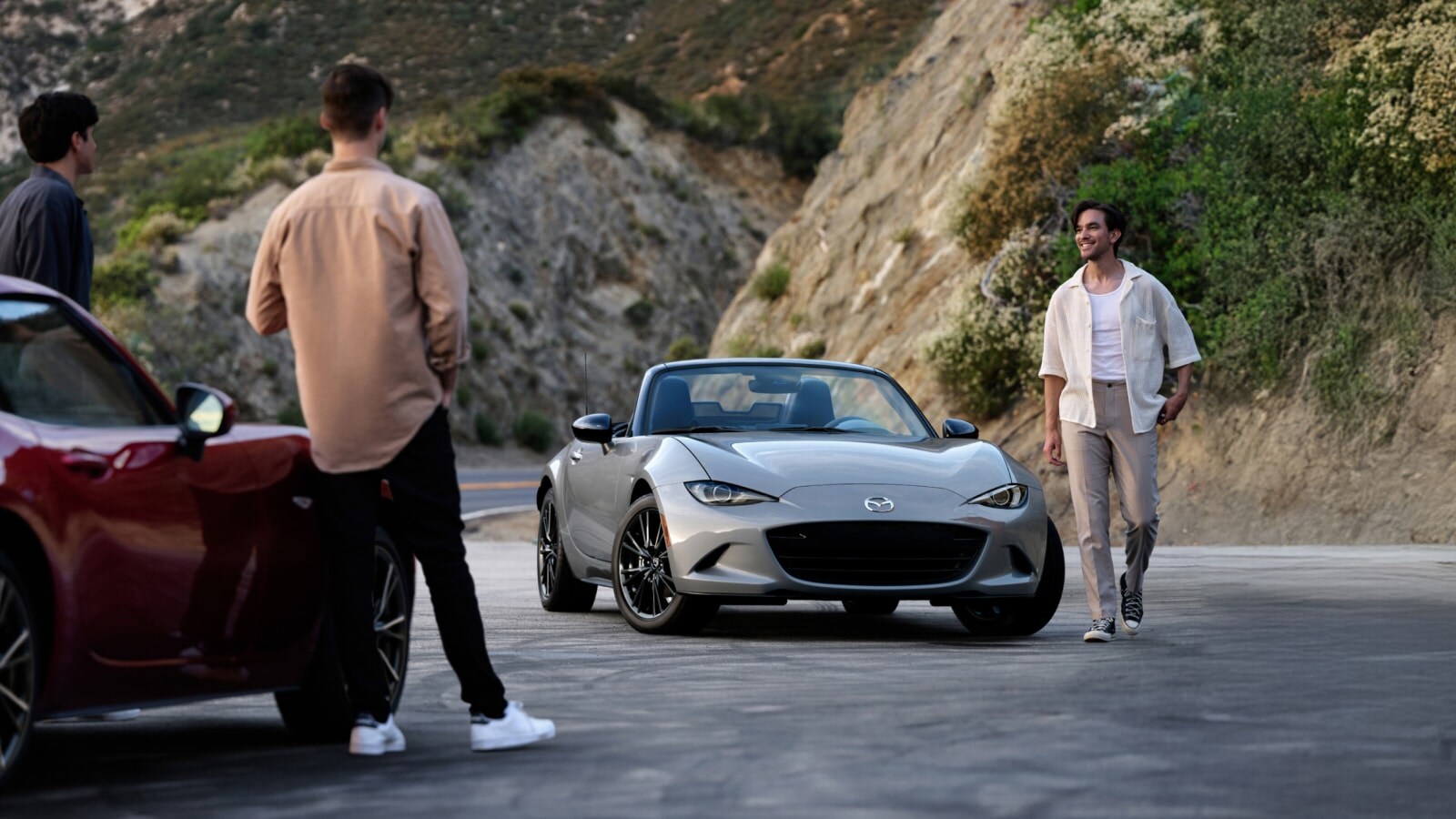 2025-mazda-mx-5-miata-roadster-e.png 2025 Mazda MX5 Miata Roadster
