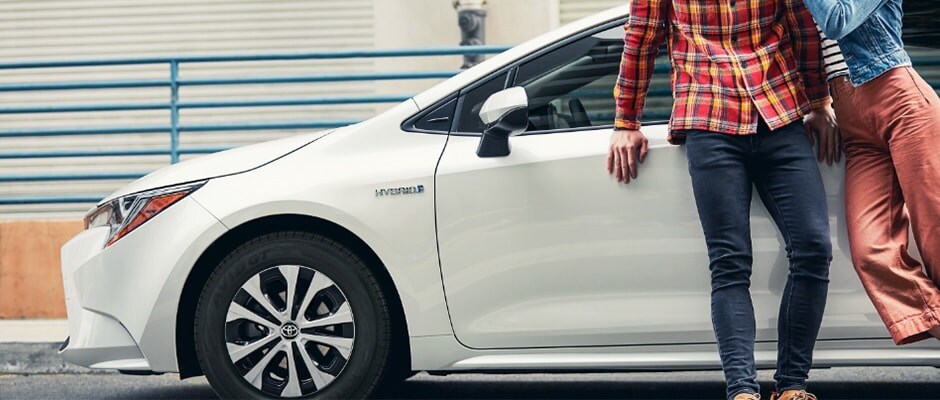 2019 Toyota Corolla Wheel and Front-End Style - Slide 5