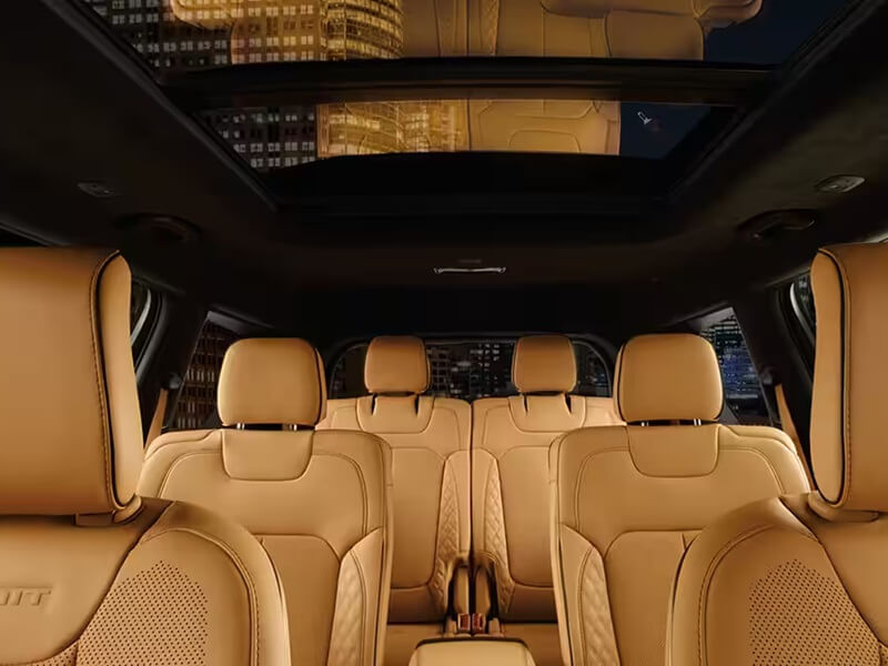 Jeep Grand Cherokee L Interior