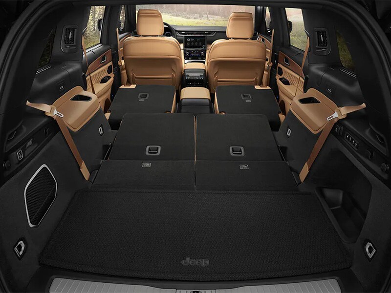 Jeep Grand Cherokee Interior