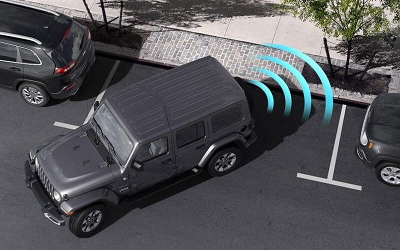 2023 Jeep Wrangler vs 4Runner
