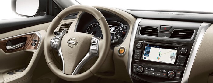 interior-altima-2013.jpg