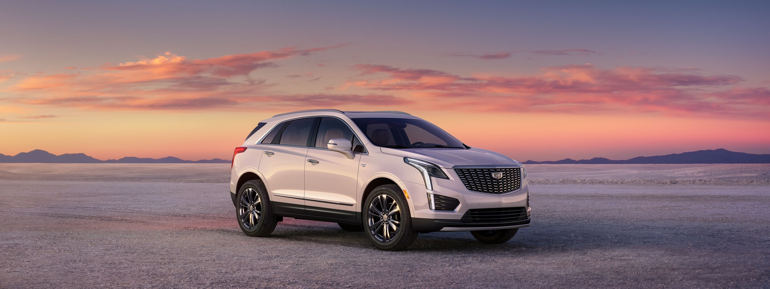 2023-Cadillac-XT5-Premium-Luxury-SUV-L01.jpeg