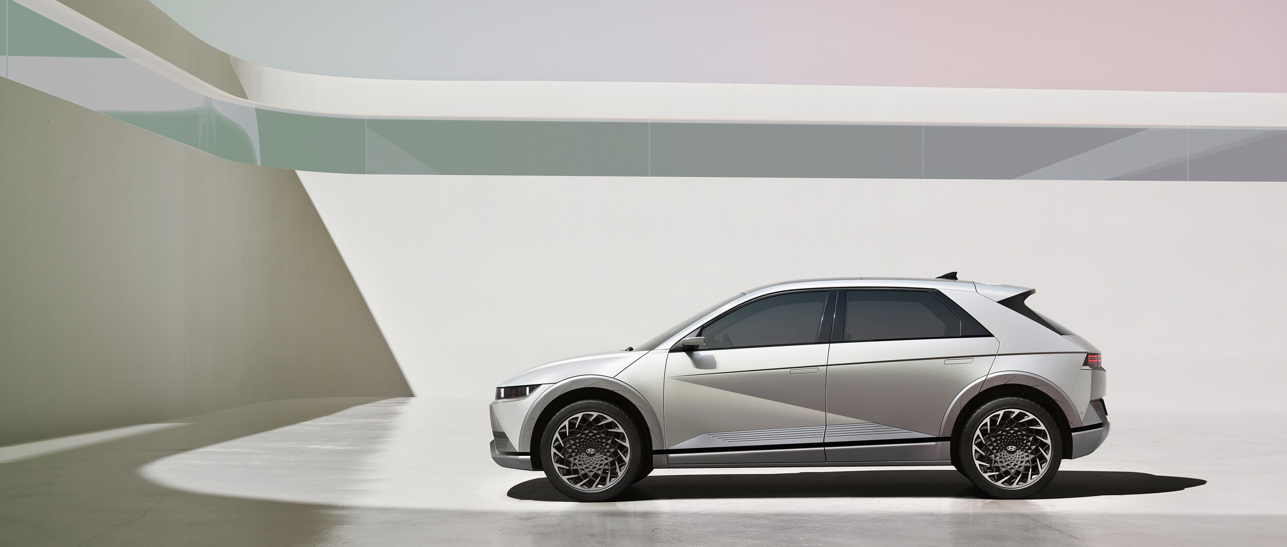 2022 Hyundai IONIQ (5).jpeg