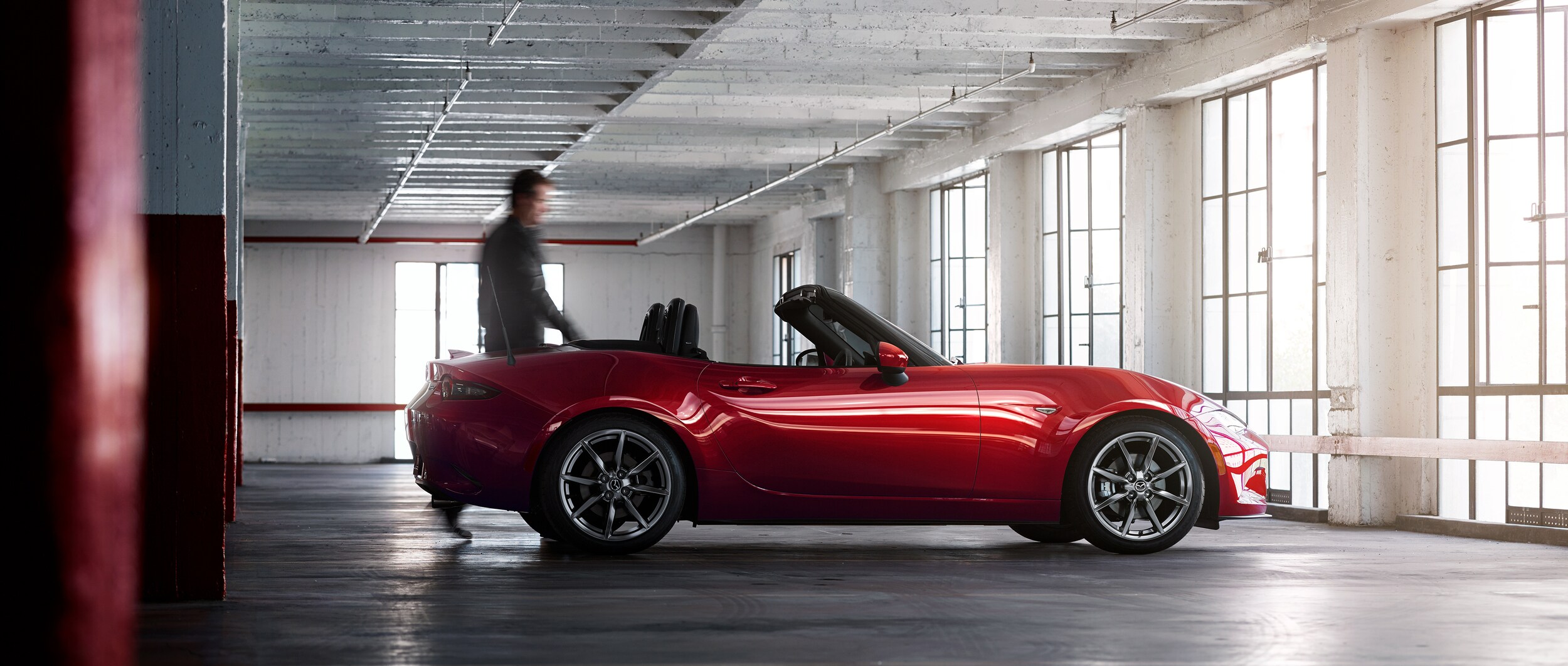 2018-Mazda-MX5Miata-GrandTouring-Convertible-L02.jpeg