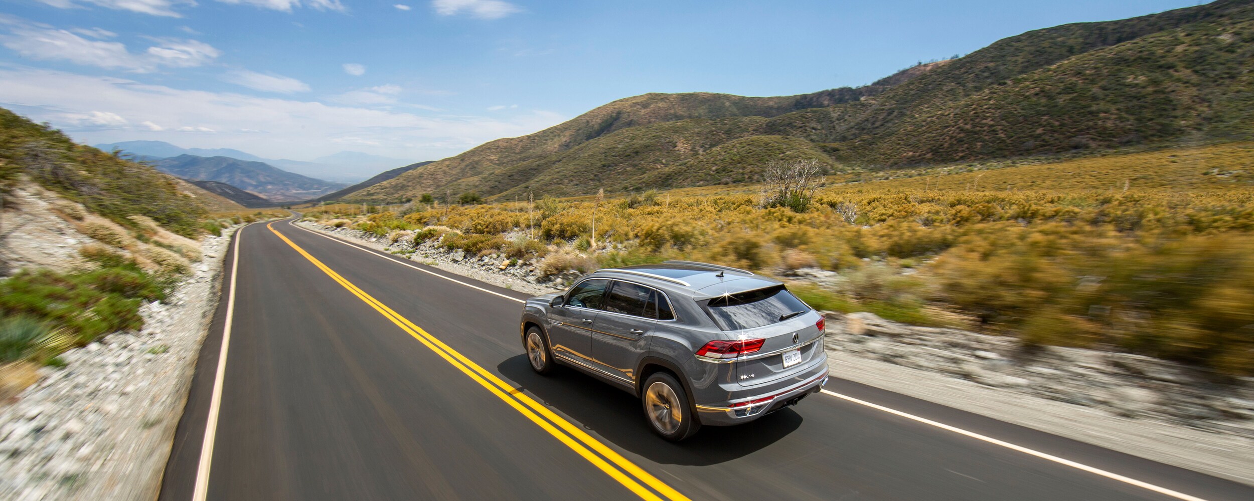 2020 Volkswagen Atlas Cross Sport (7).jpeg