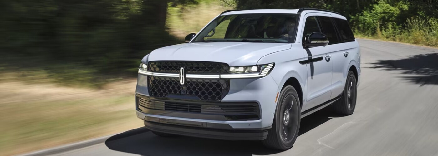 2025%20Lincoln%20Navigator%20.jpg