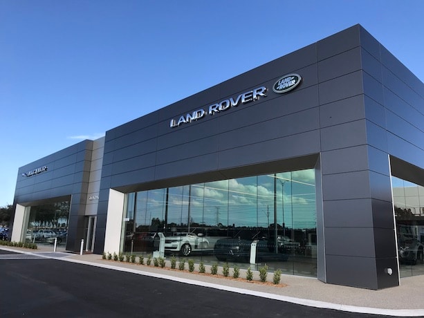 Land_Rover_2019.jpg