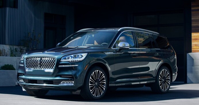Explore the Lincoln Aviator