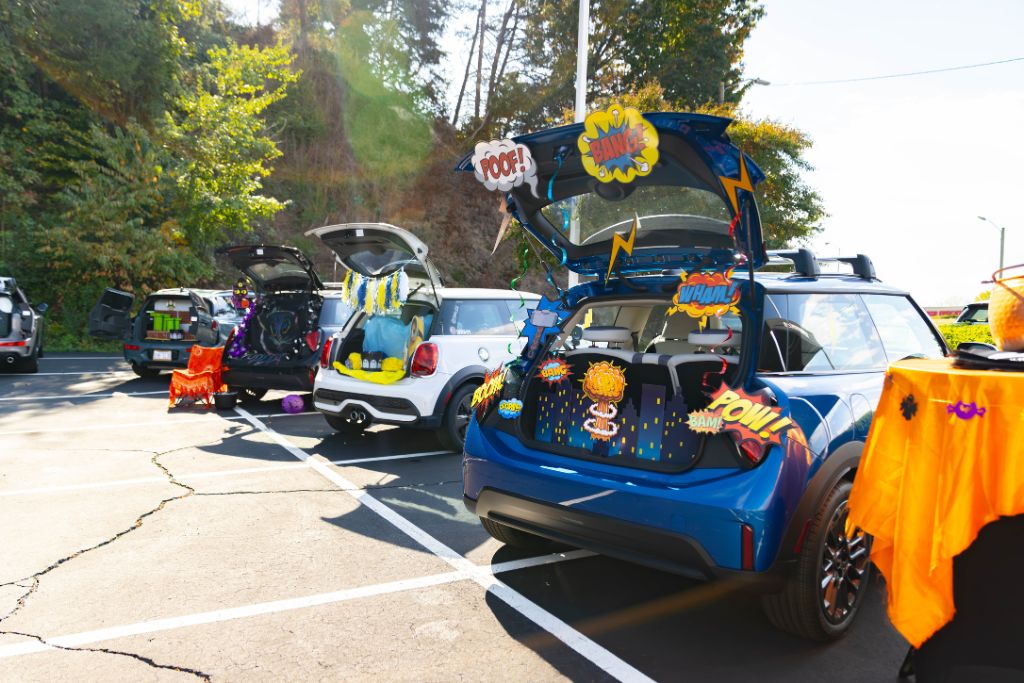 flow-mini-trunk-treat.jpg