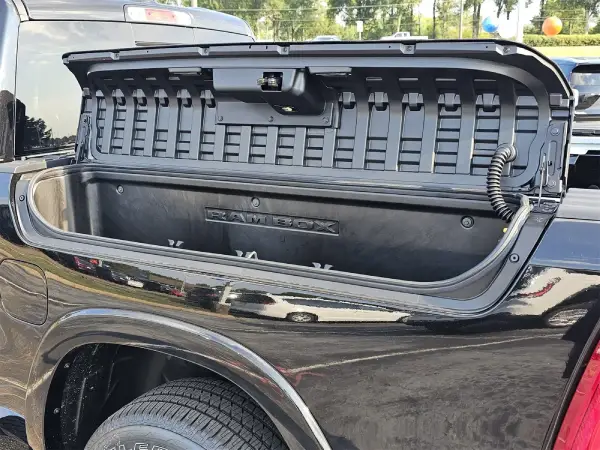 ram 1500 rambox