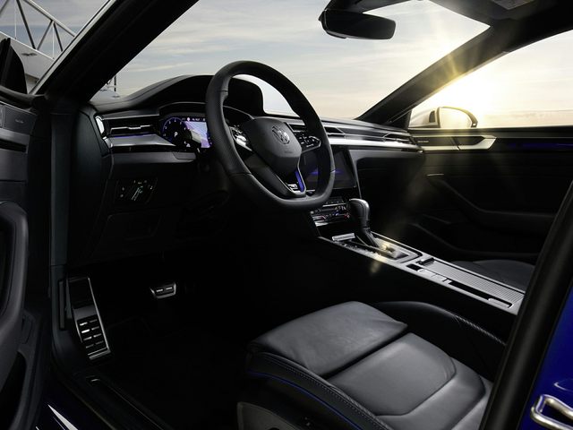 2021 VW Arteon interior.jpg