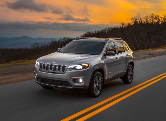 Jeep Cherokee 2019 sunset.PNG