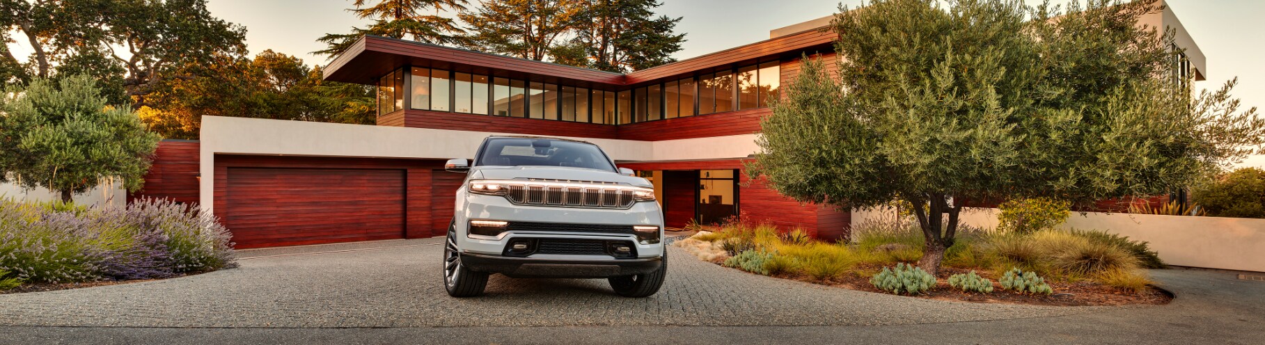 Jeep Wagoneer