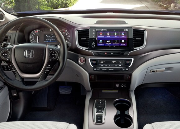 2021 ridgleine interior wheel.jpg