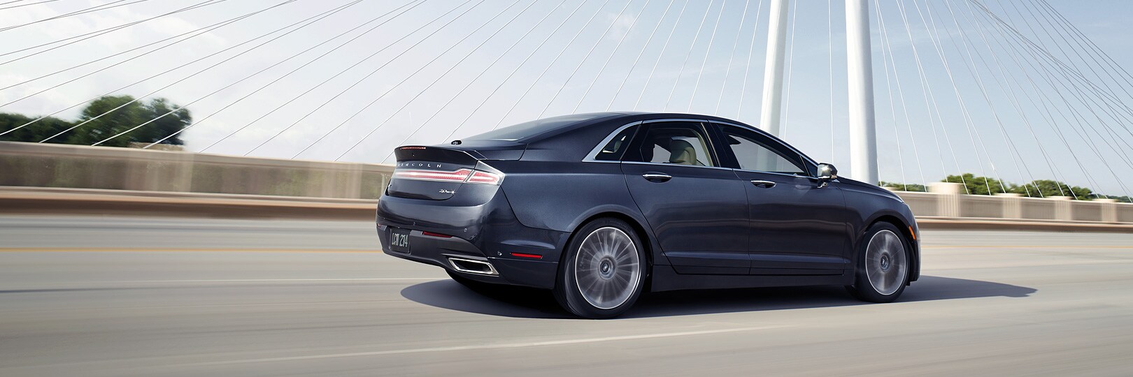 2015-MKZ-Sedan_01.jpg